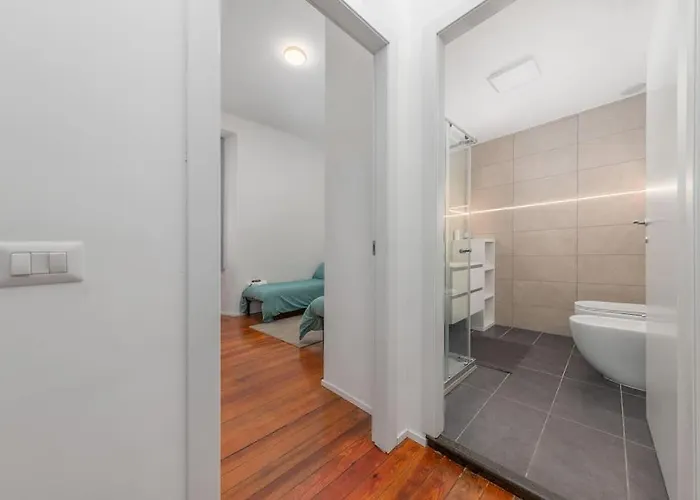 In-isola Apartment Milan