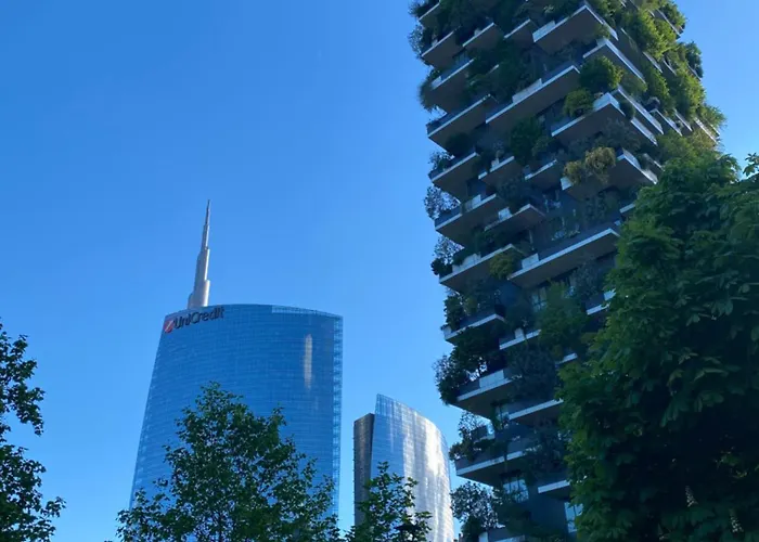 Apartment In-isola Milan